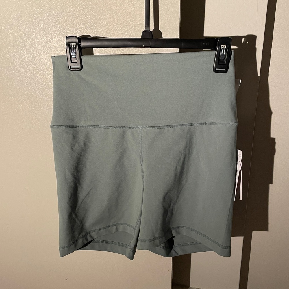 Yogalicious High-Waisted Green Biker Shorts